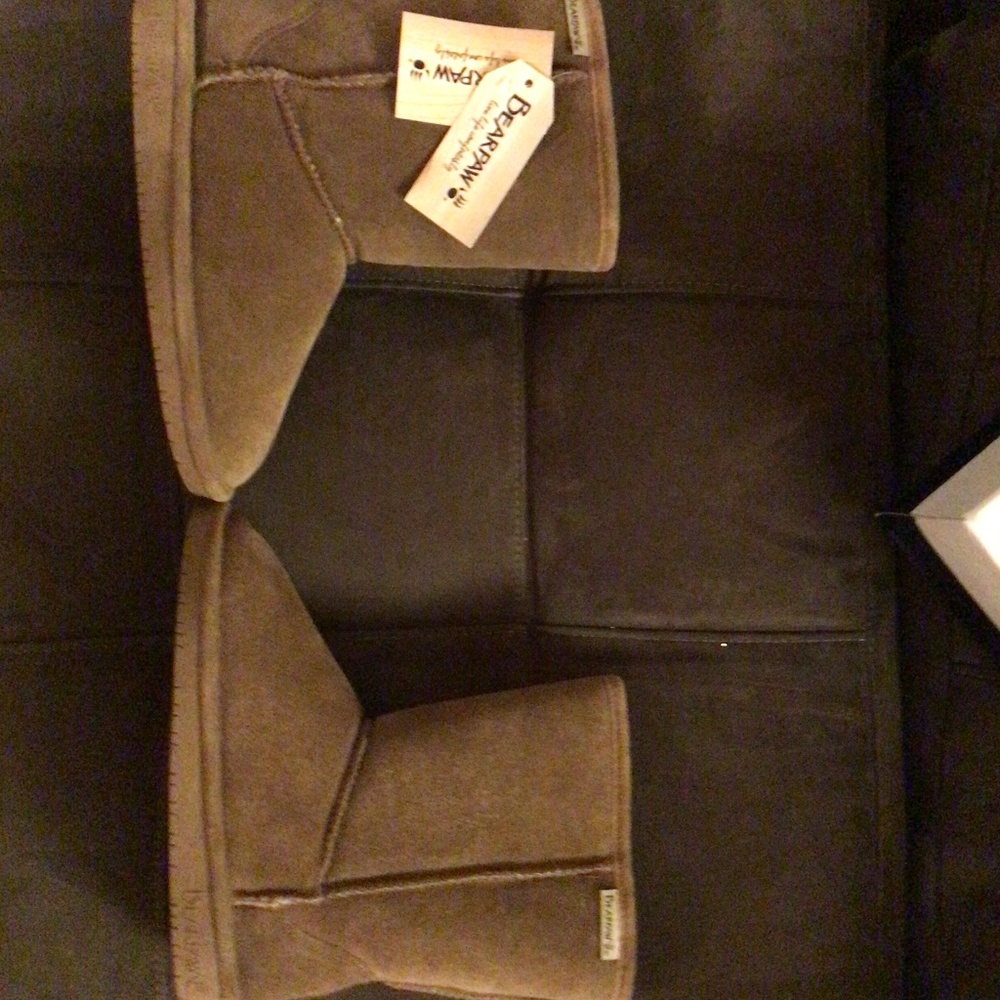 Winter Boots- Brand New Bearpaw- Size 6